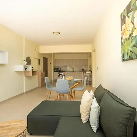 Eden Lily- Luxurious With Sea View